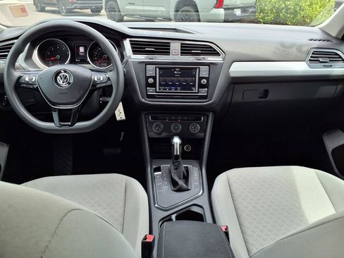 Used 2020 Volkswagen Tiguan S FWD image 19