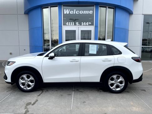 Certified 2023 Honda HR-V LX image 1