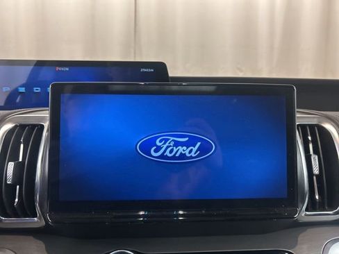 Used 2025 Ford Expedition Platinum AWD/4WD image 15