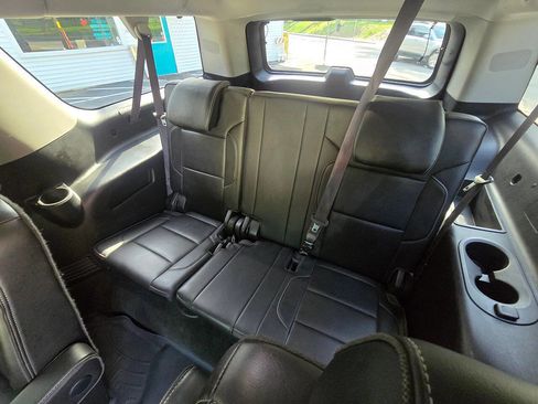 Used 2016 GMC Yukon XL Denali w/ Open Road Package AWD/4WD image 15