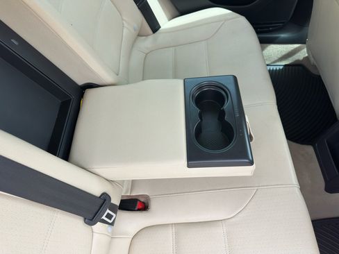 Used 2012 Volkswagen Jetta SE image 16