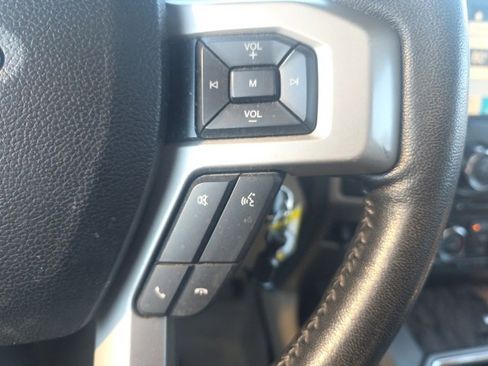 Used 2018 Ford F250 Lariat w/ Chrome Package image 16