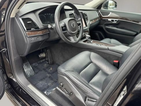 Used 2016 Volvo XC90 T5 Momentum AWD/4WD image 10