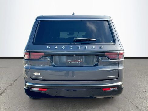Certified 2023 Jeep Wagoneer L Series III w/ Preferred Equipment Group AWD/4WD image 6
