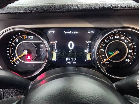 Used 2021 Jeep Wrangler Unlimited Sport AWD/4WD image 34