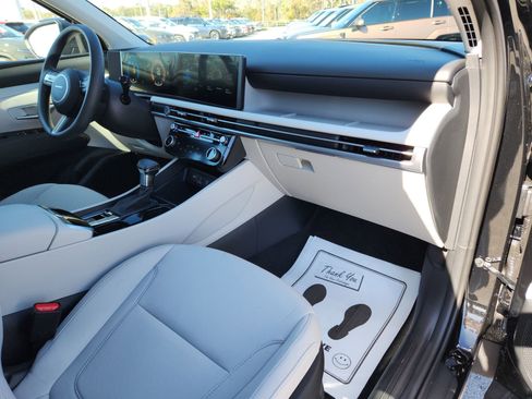 New 2026 Hyundai Tucson SEL image 10