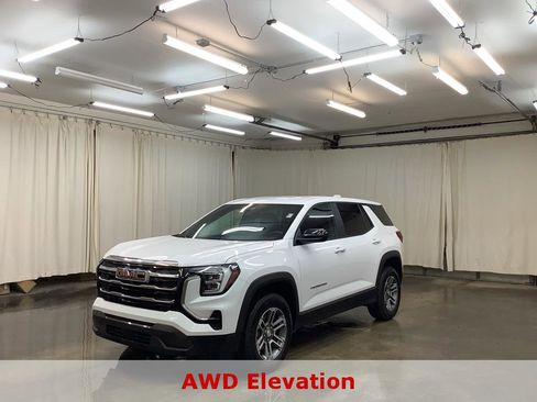 Used 2025 GMC Terrain Elevation AWD/4WD image 1