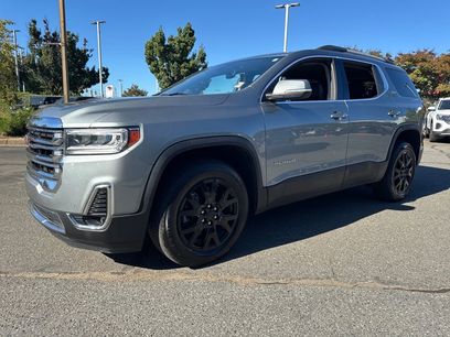 Used 2023 GMC Acadia SLT