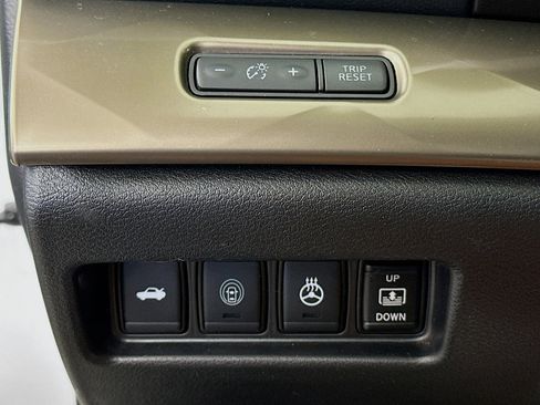 Used 2020 Nissan Maxima Platinum w/ Reserve Package FWD image 16
