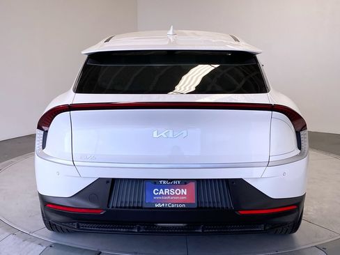 Certified 2024 Kia EV6 Light RWD image 4