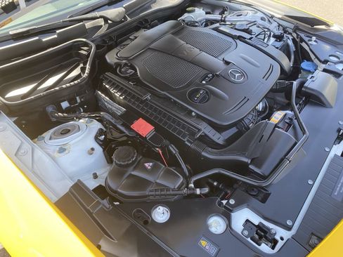 Used 2014 Mercedes-Benz SLK 350 image 21