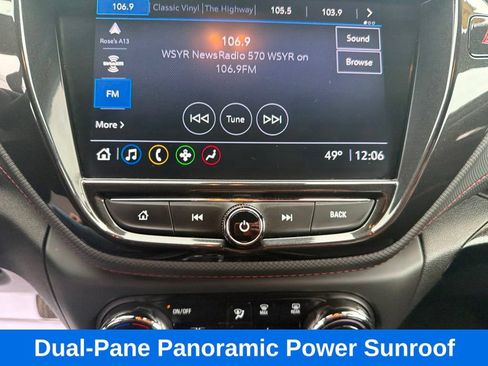 Used 2022 Chevrolet TrailBlazer RS w/ Sun and Liftgate Package AWD/4WD image 17