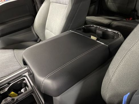 New 2026 Ford F250 XLT w/ XLT Premium Package AWD/4WD image 26