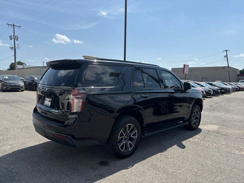 Used 2021 Chevrolet Tahoe Z71 w/ Z71 Signature Package AWD/4WD image 6