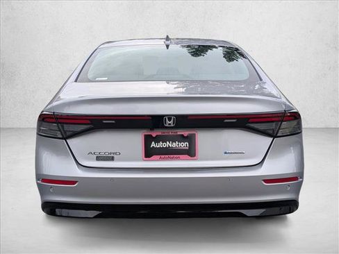 Used 2023 Honda Accord EX-L image 7