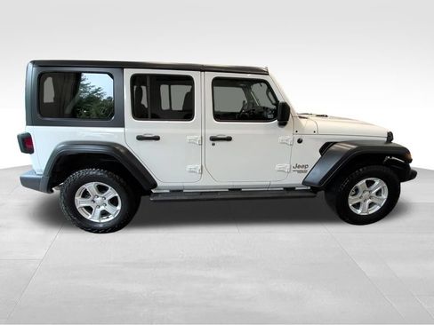 Used 2018 Jeep Wrangler Unlimited Sport S AWD/4WD image 6