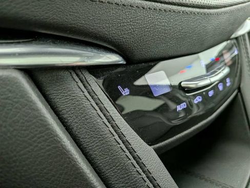 Certified 2023 Cadillac XT6 Luxury AWD/4WD image 8