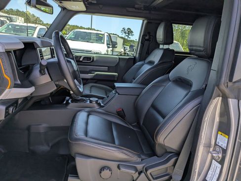 Certified 2023 Ford Bronco Badlands AWD/4WD image 11