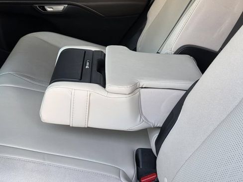 Used 2023 Lexus RX 350 FWD w/ Accessory Package image 10