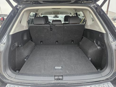 Used 2024 Volkswagen Tiguan Wolfsburg Edition image 24