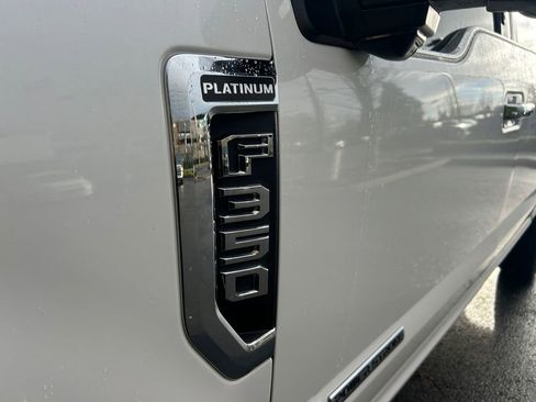 Used 2019 Ford F350 Platinum w/ Platinum Ultimate Package image 31