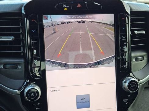 Used 2025 RAM 1500 Big Horn image 17