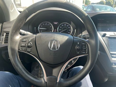 Used 2019 Acura MDX FWD image 11