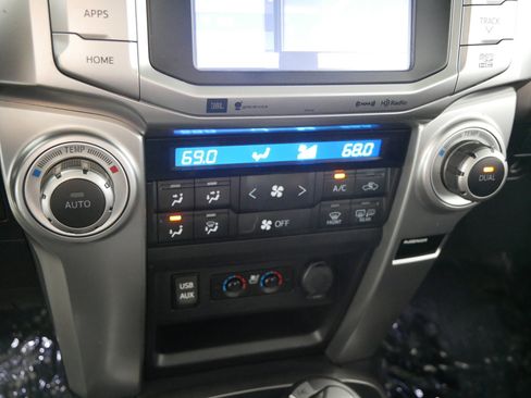 Used 2019 Toyota 4Runner Limited image 23