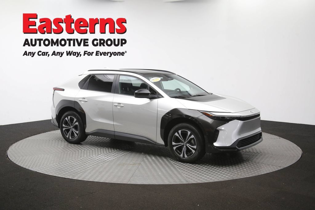 Used 2024 Toyota bZ4X FWD image 50