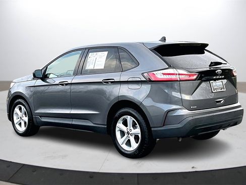 Used 2021 Ford Edge SE w/ Cargo Accessory Package image 6