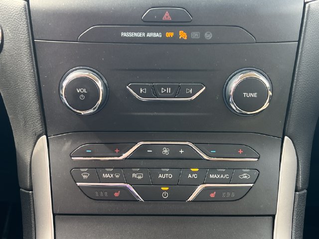 Used 2020 Ford Edge SEL w/ Convenience Package FWD image 21