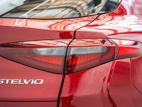 Used 2023 Alfa Romeo Stelvio Quadrifoglio w/ Active Assist Plus Package AWD/4WD image 8