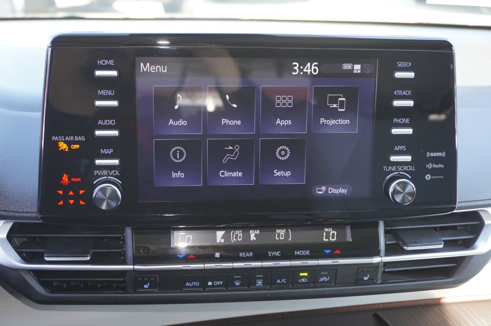 Certified 2023 Toyota Sienna XLE FWD image 17