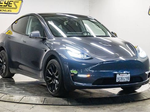 Used 2023 Tesla Model Y Long Range image 5