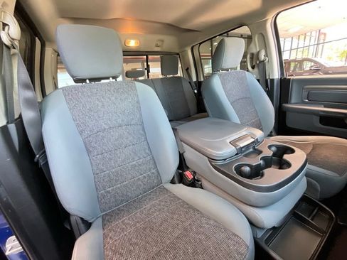 Used 2019 RAM 1500 Classic SLT w/ Luxury Group AWD/4WD image 19