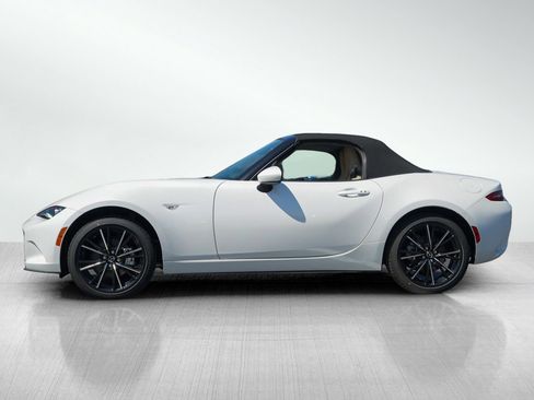 New 2025 MAZDA MX-5 Miata Grand Touring w/ Weather Package RWD image 3
