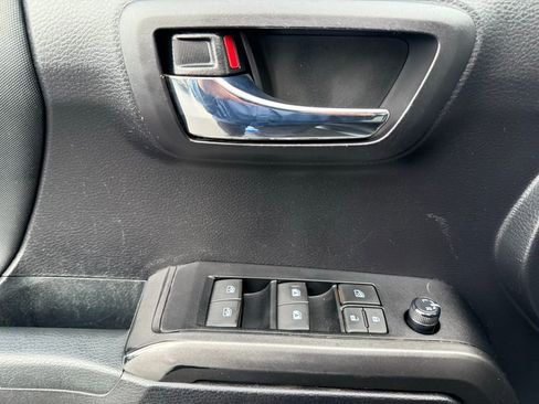 Certified 2021 Toyota Tacoma TRD Off-Road w/ Technology Package image 14