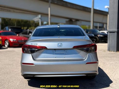 Used 2023 Honda Civic LX image 5