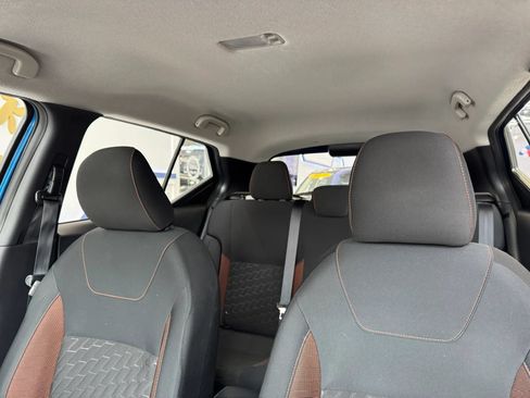 Used 2023 Nissan Kicks SR FWD image 21
