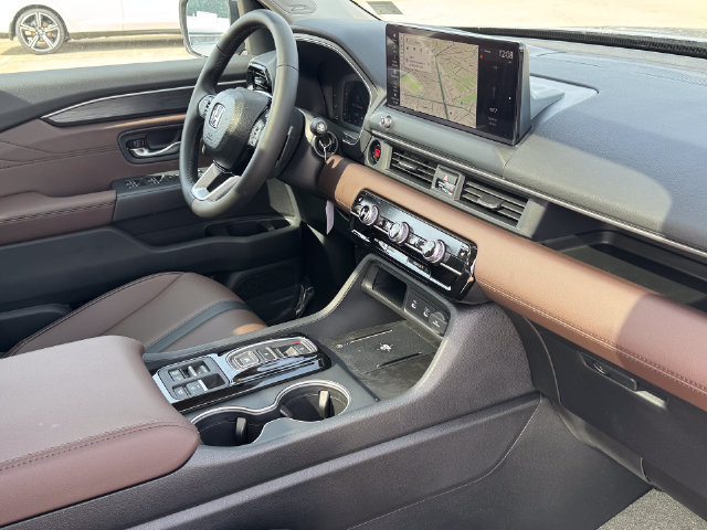 New 2026 Honda Pilot Touring image 9