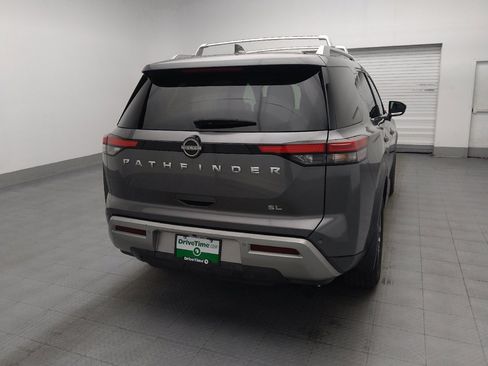 Used 2022 Nissan Pathfinder SL FWD image 7