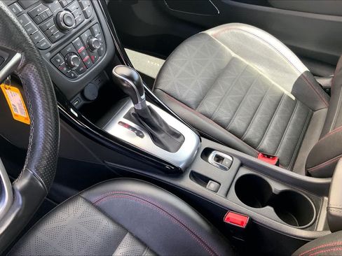 Used 2018 Buick Cascada Sport Touring w/ Dark Effects Package FWD image 15