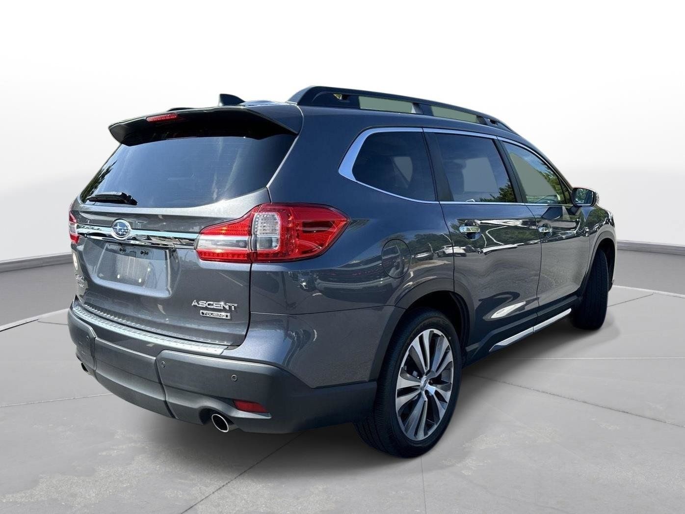 Used 2022 Subaru Ascent Touring AWD/4WD image 6