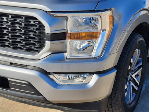 Used 2022 Ford F150 XL w/ STX Appearance Package image 9