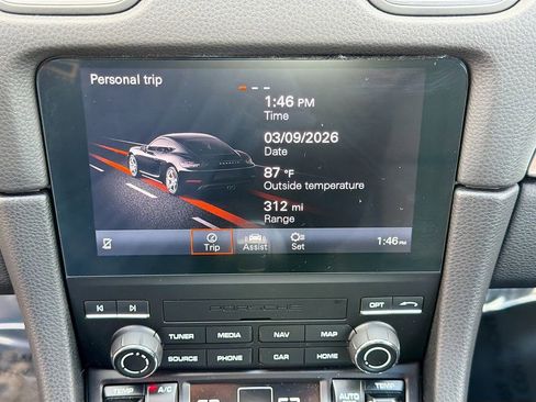 Used 2025 Porsche 718 Cayman image 28