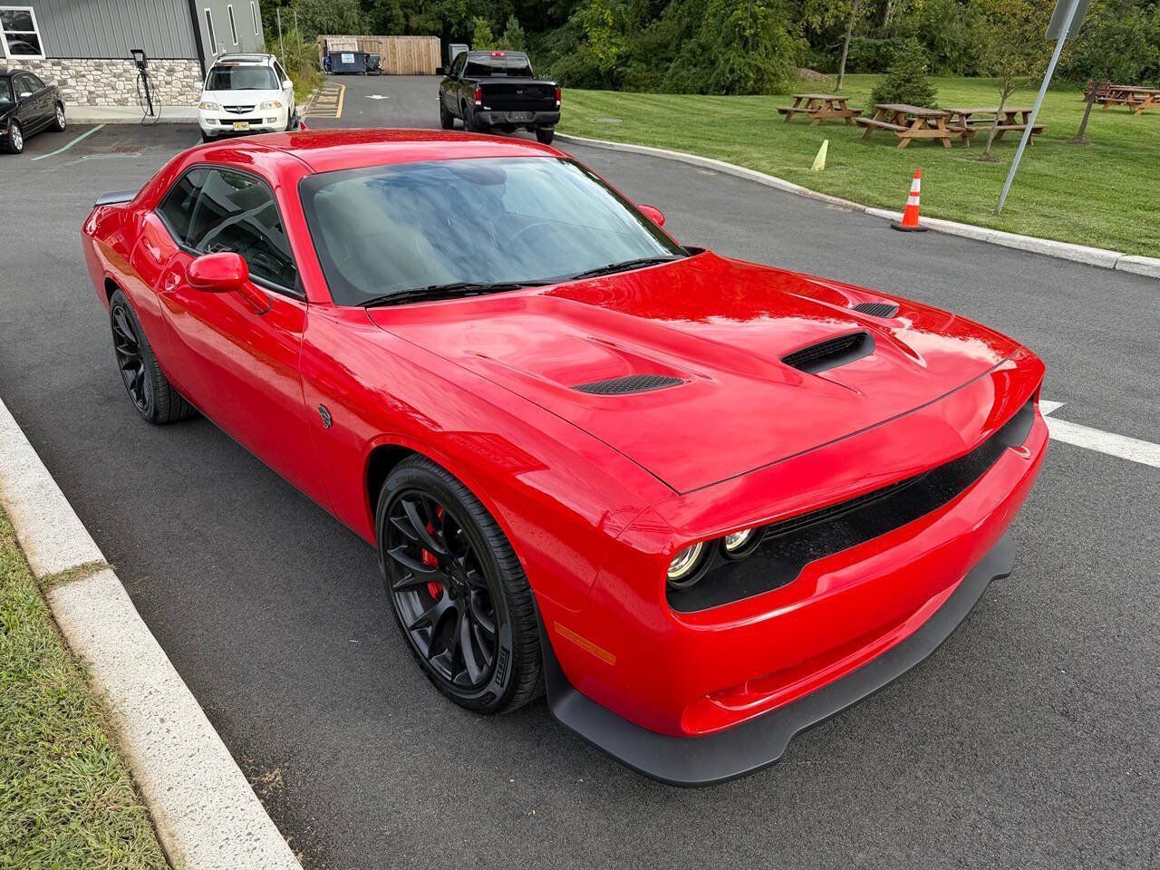 Used 2015 Dodge Challenger SRT Hellcat RWD image 8