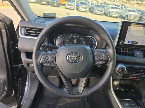 Used 2024 Toyota RAV4 AWD Hybrid image 31