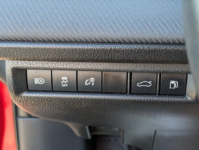 Used 2025 Toyota Camry SE FWD image 23