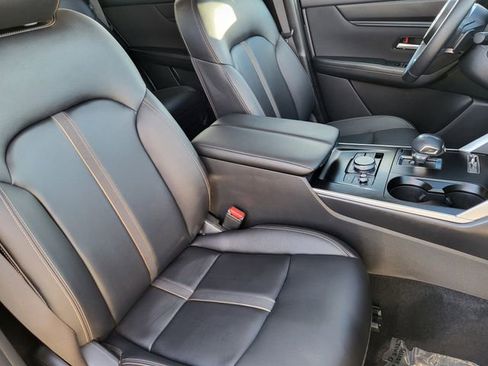 Certified 2025 MAZDA CX-90 3.3 Turbo w/ Select Package image 16