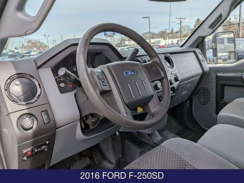 Used 2016 Ford F250 XL w/ Power Equipment Group AWD/4WD image 10